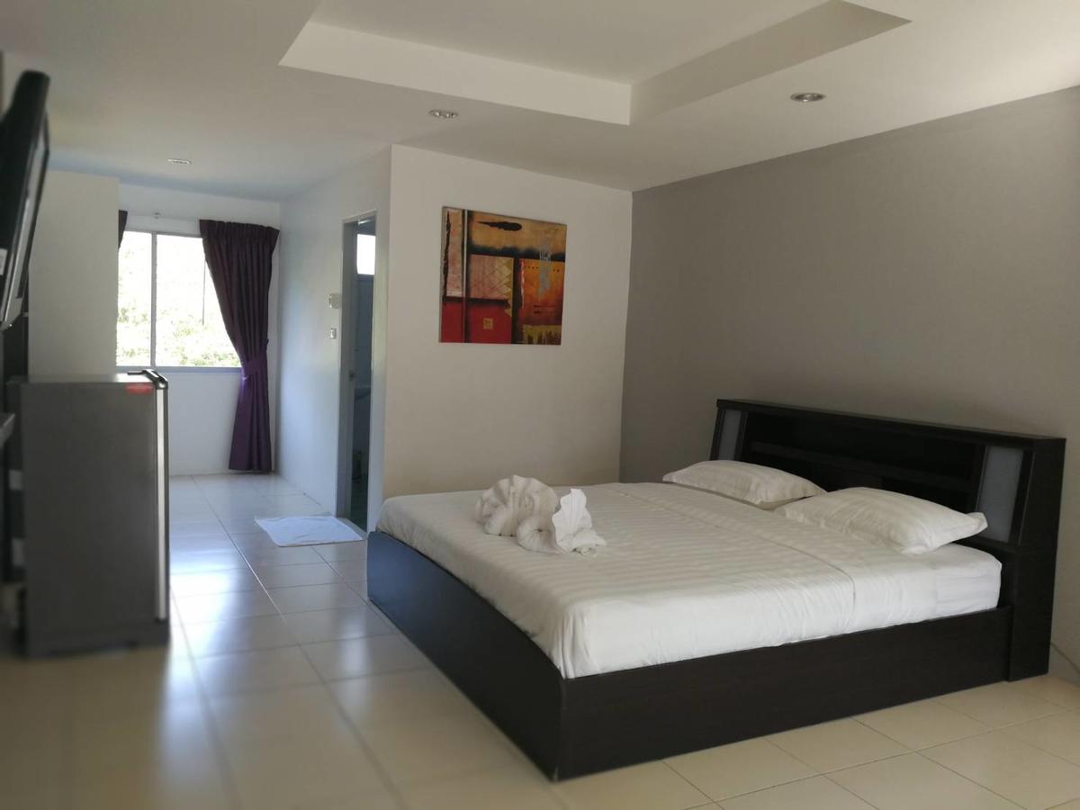 C&C Residence Bistro Restaurant Pattaya Εξωτερικό φωτογραφία