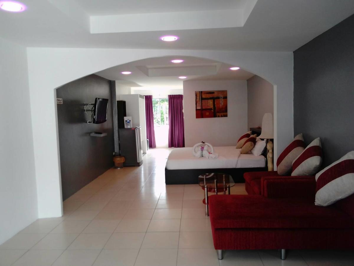C&C Residence Bistro Restaurant Pattaya Εξωτερικό φωτογραφία