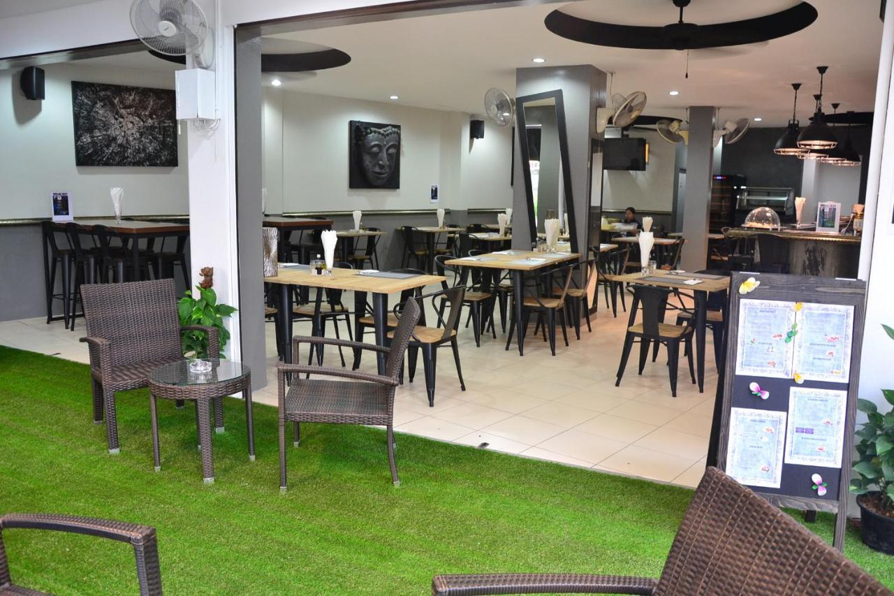 C&C Residence Bistro Restaurant Pattaya Εξωτερικό φωτογραφία
